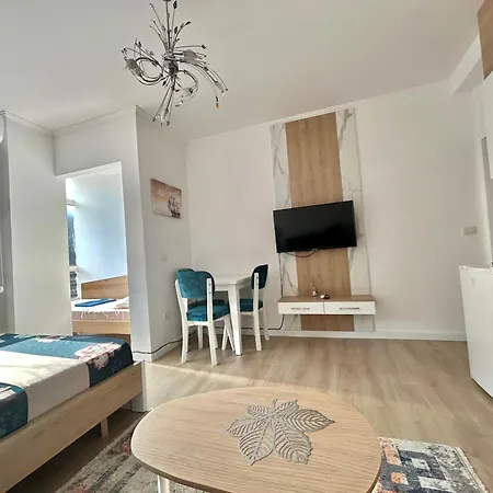 Appartamento Besmir's Golem (Tirana)